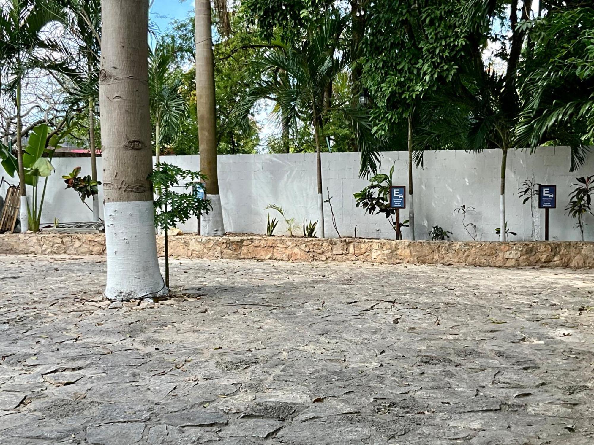 ואיאדוליד El Zaguan Colonial By Guruhotel מראה חיצוני תמונה