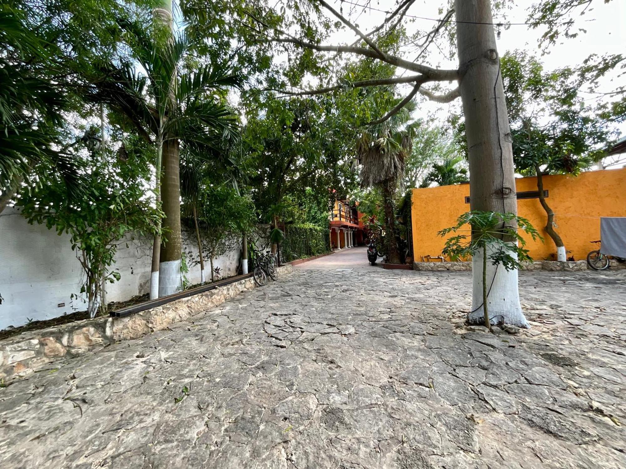 ואיאדוליד El Zaguan Colonial By Guruhotel מראה חיצוני תמונה