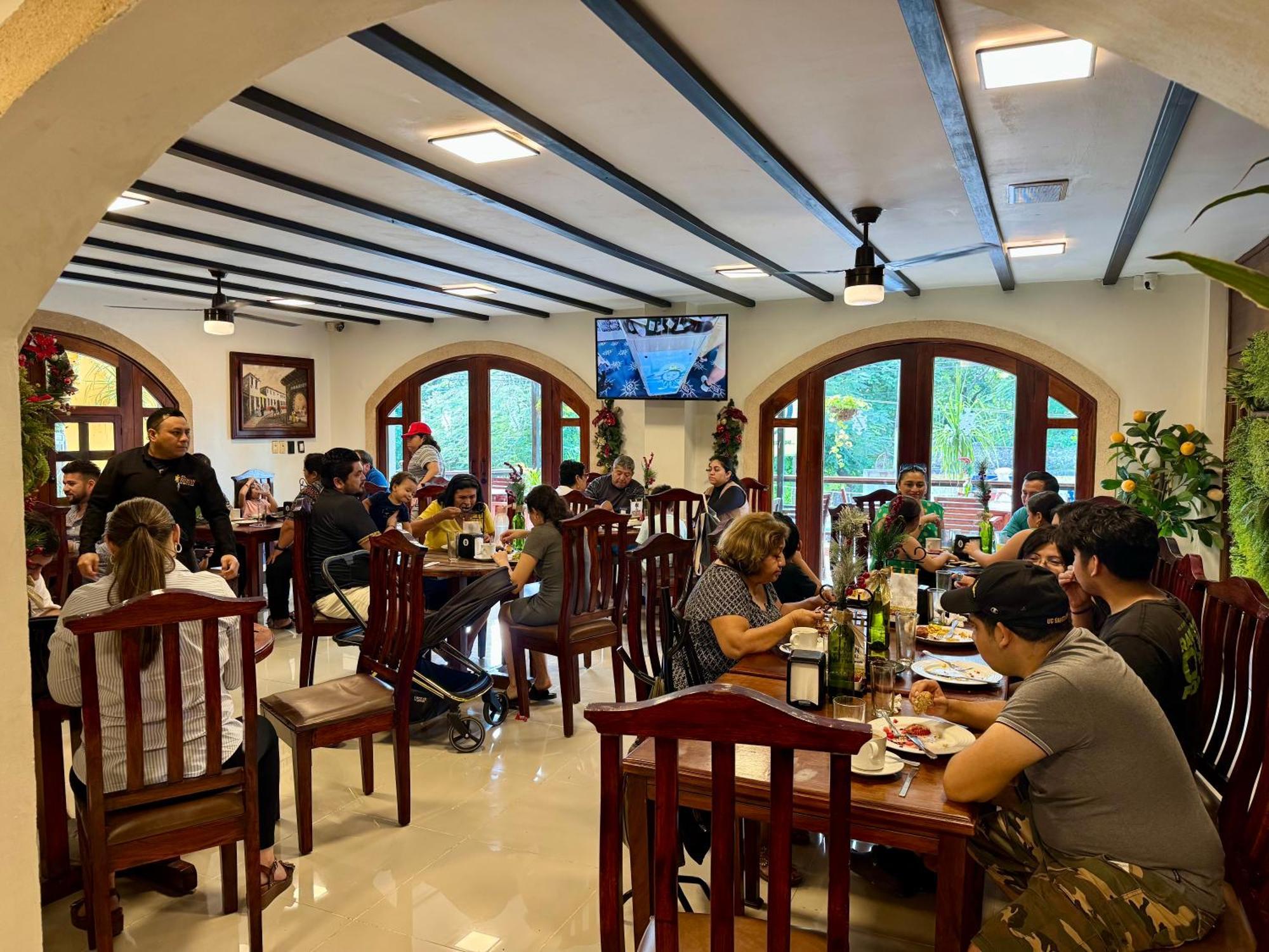 ואיאדוליד El Zaguan Colonial By Guruhotel מראה חיצוני תמונה